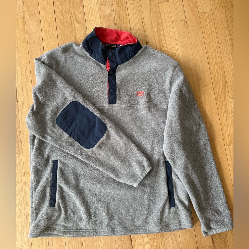 Southern Tide Gray and Navy Pullover Fleece